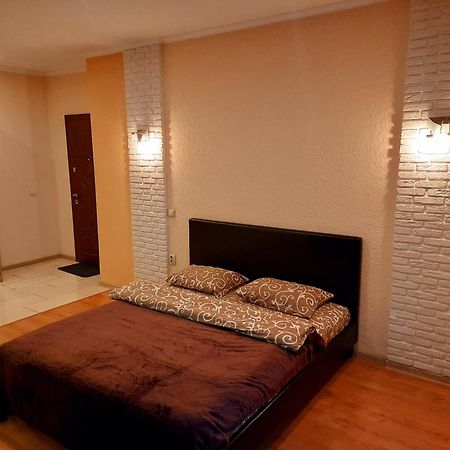 Appartement Залізнична 49 "Хочу Цю!" à Ivano-Frankivsk Extérieur photo